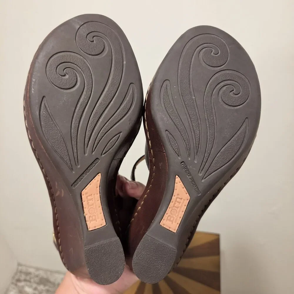 BORN Caged T-Strap Wedge Heeled Sandals US 7 Brown Leather Strappy Boho Hippie